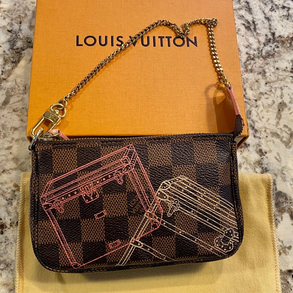 Louis Vuitton Mini Pochette Limited Edition DE
